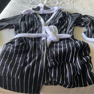 Nightmare before Christmas robe.